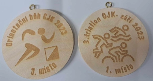 Medaile dřevěná pamětní s vlastním motivem, 10 cm